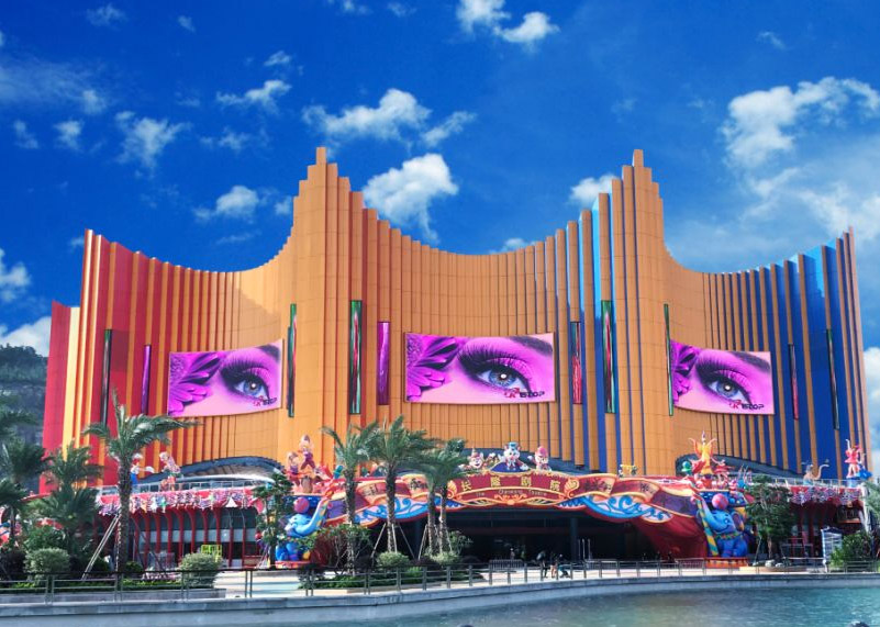 BB贝博显示倾情打造珠海长隆剧院户外创意显示屏